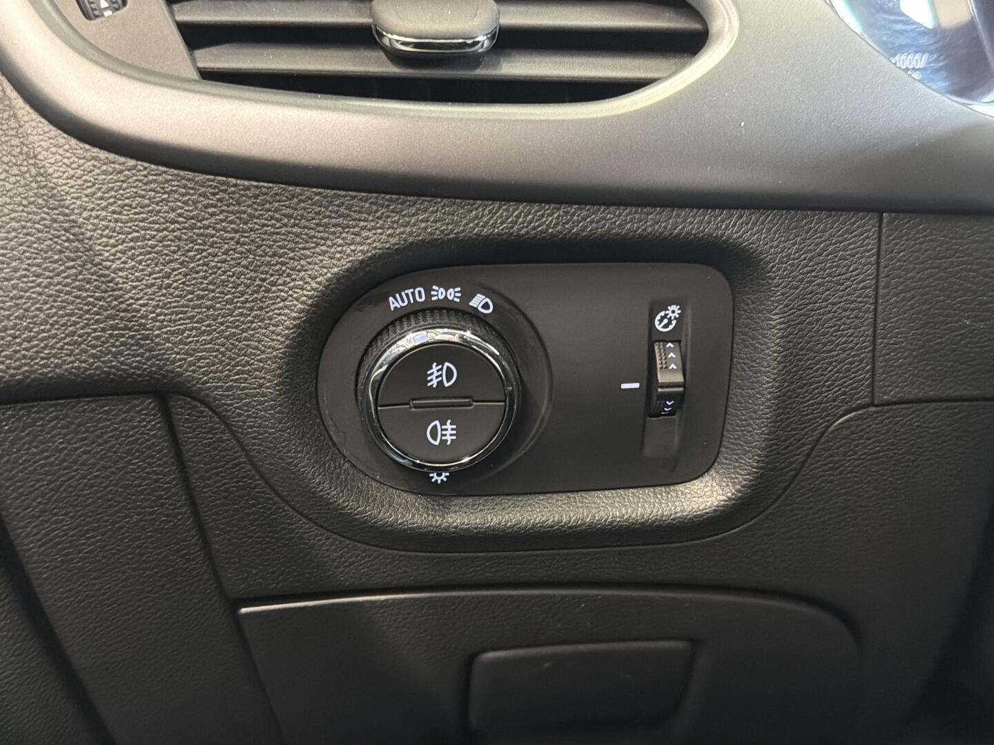 OPEL Astra 2019