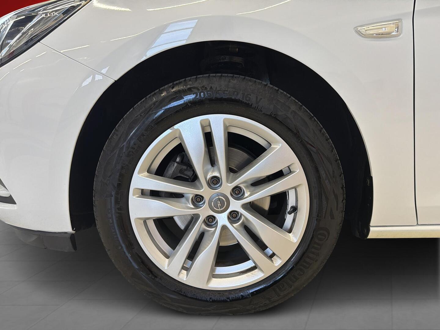 OPEL Astra 2019