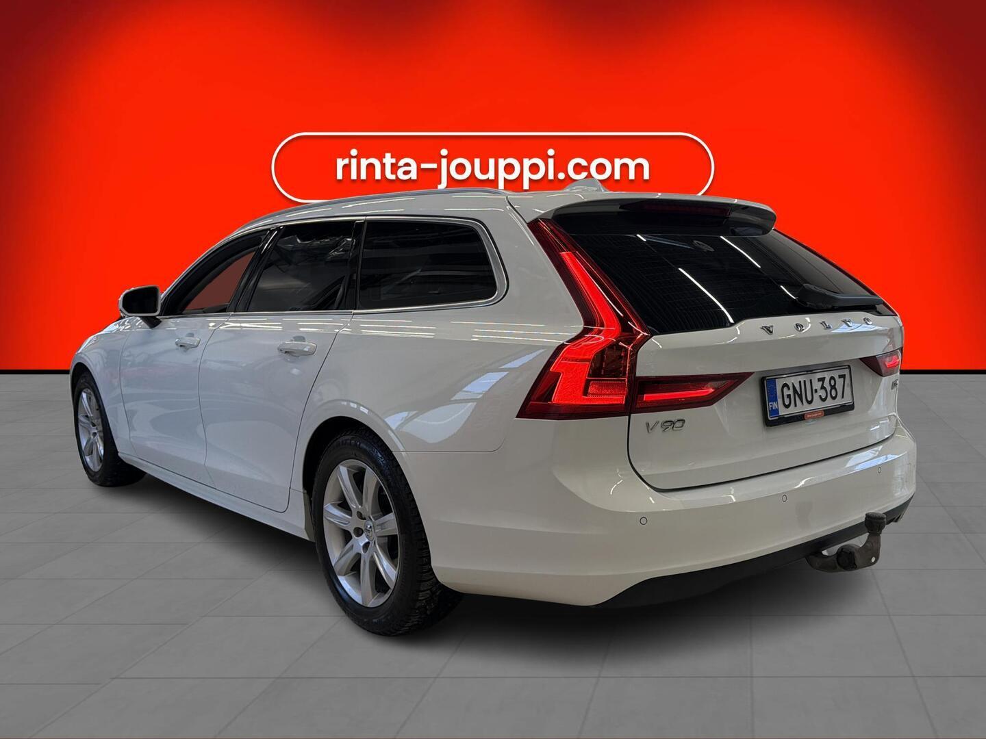 VOLVO V90 2020