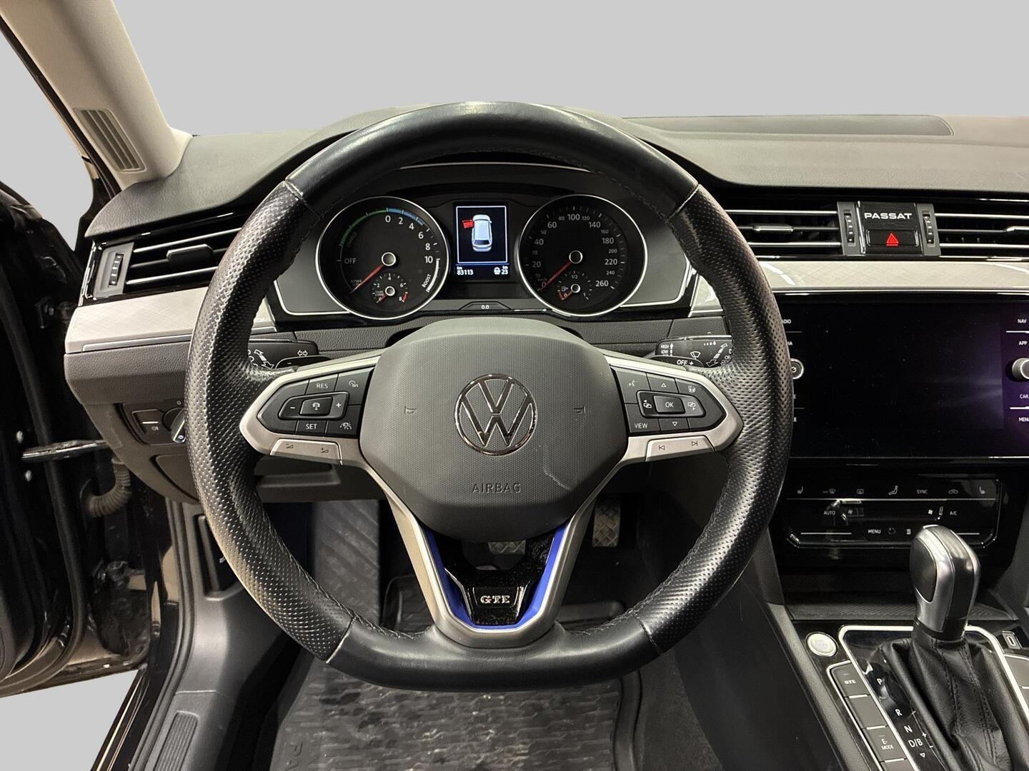 VOLKSWAGEN Passat 2021