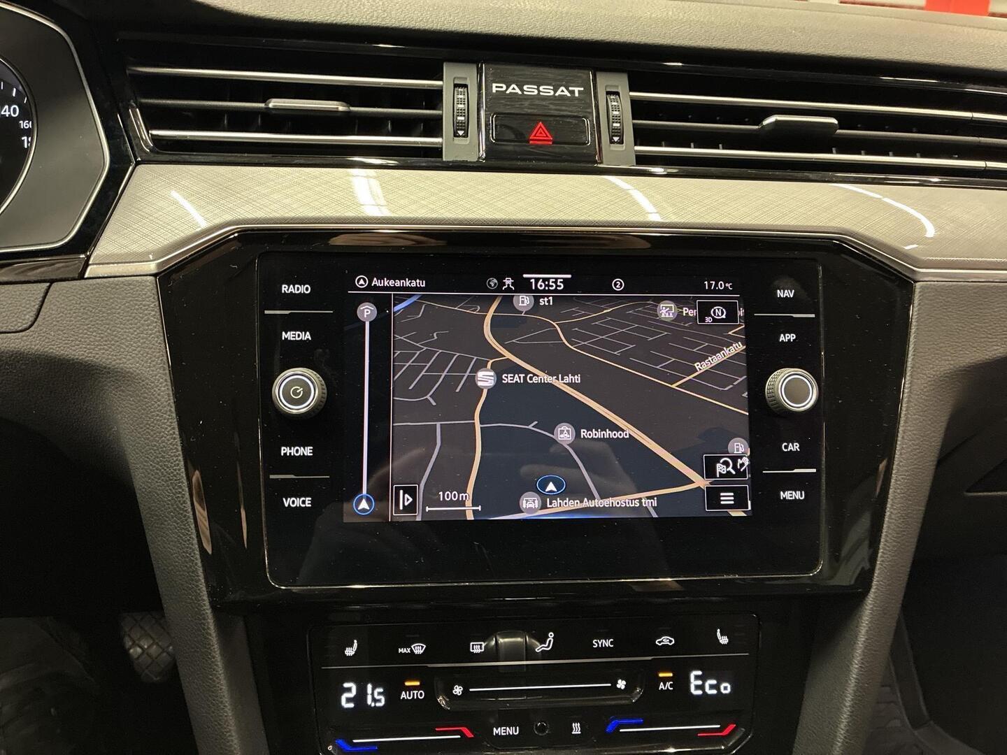 VOLKSWAGEN Passat 2021