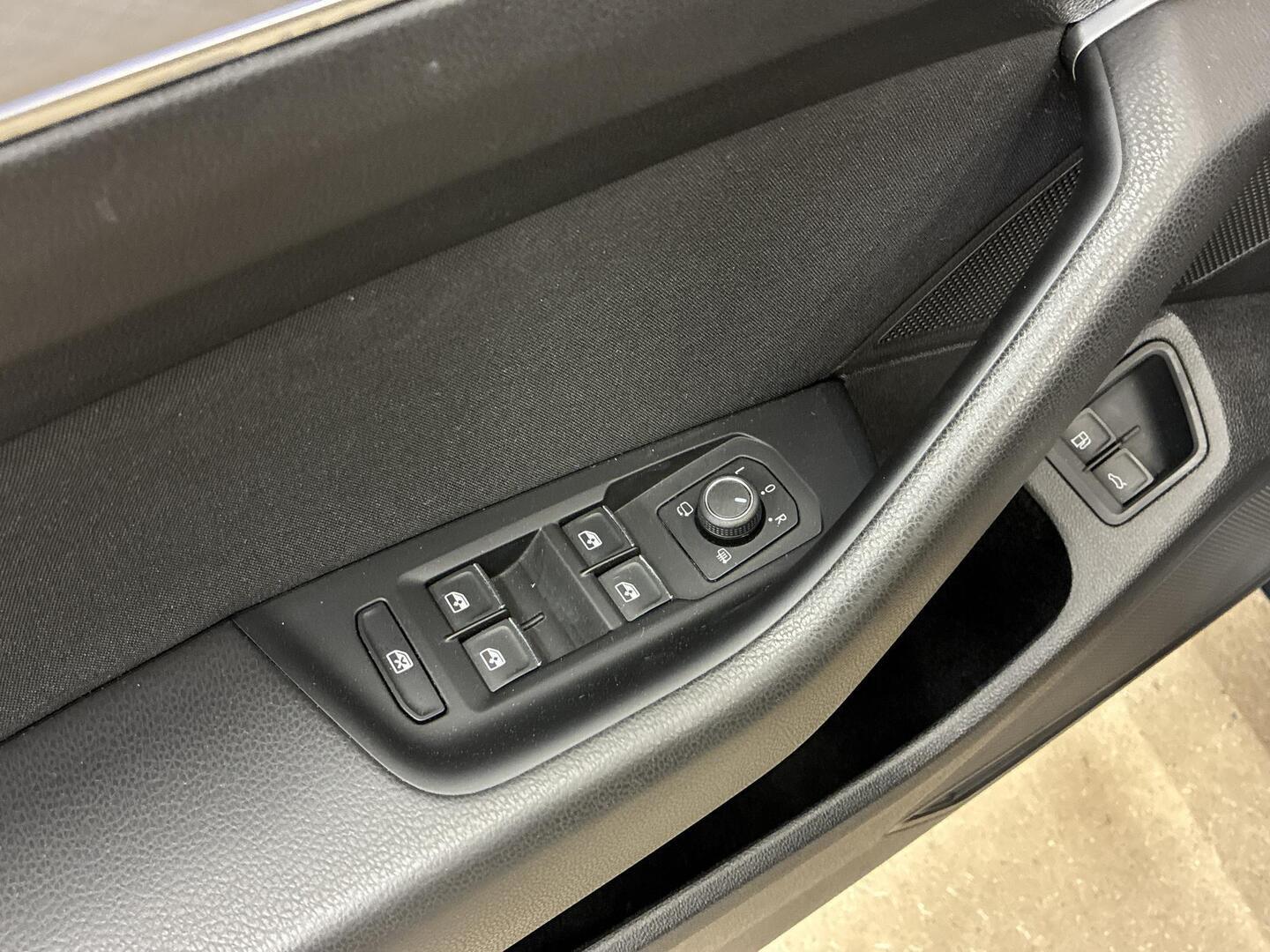 VOLKSWAGEN Passat 2021