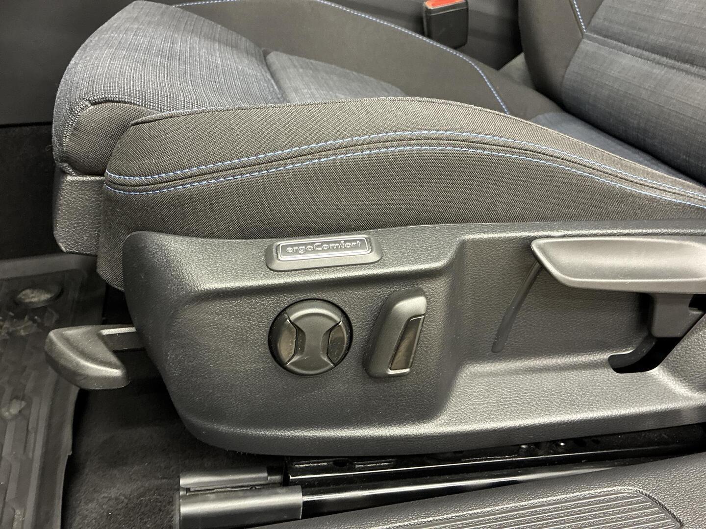 VOLKSWAGEN Passat 2021