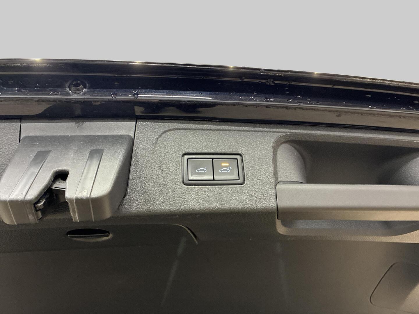 VOLKSWAGEN Passat 2021