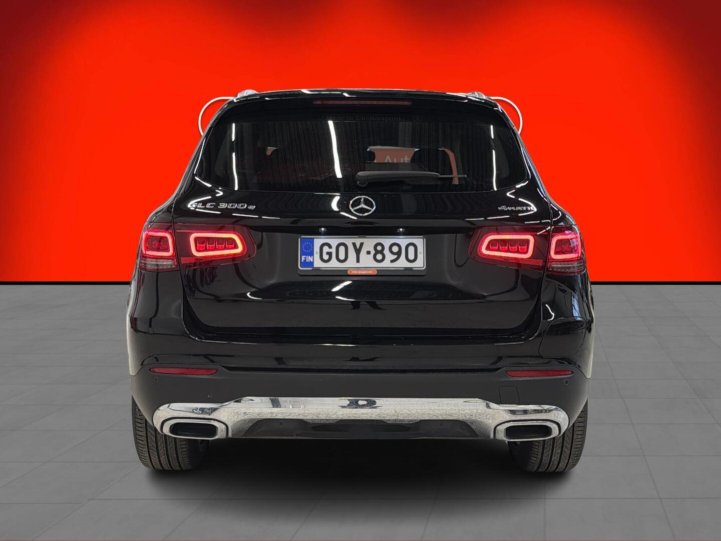 MERCEDES-BENZ GLC 2022