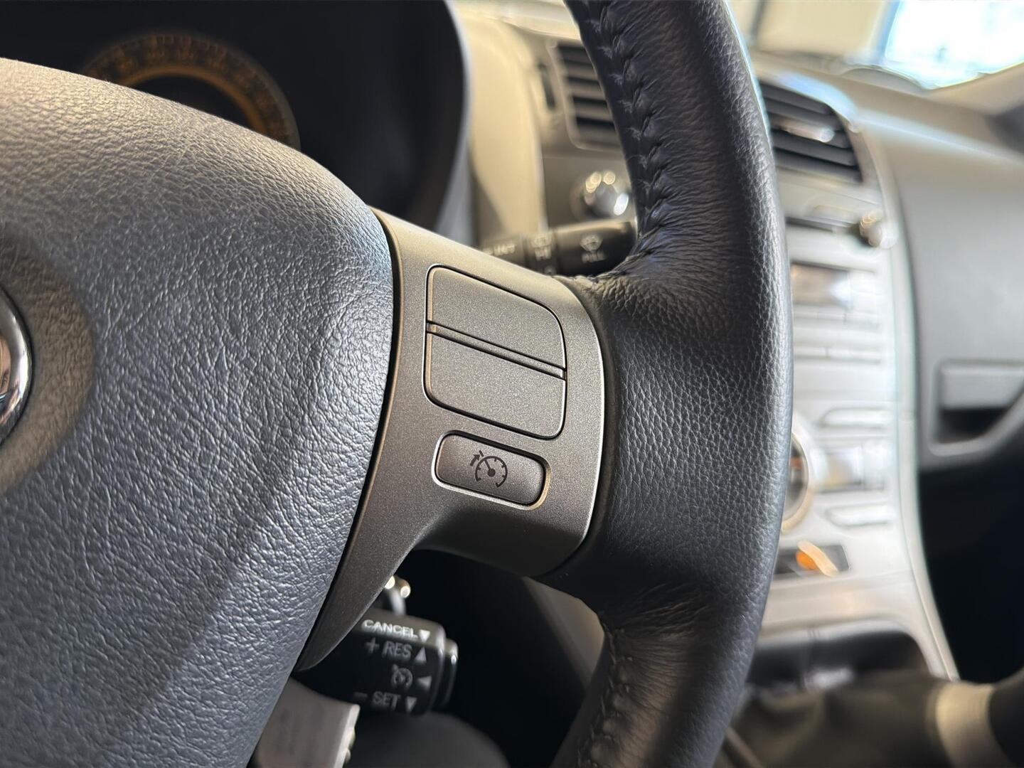 TOYOTA Auris 2007