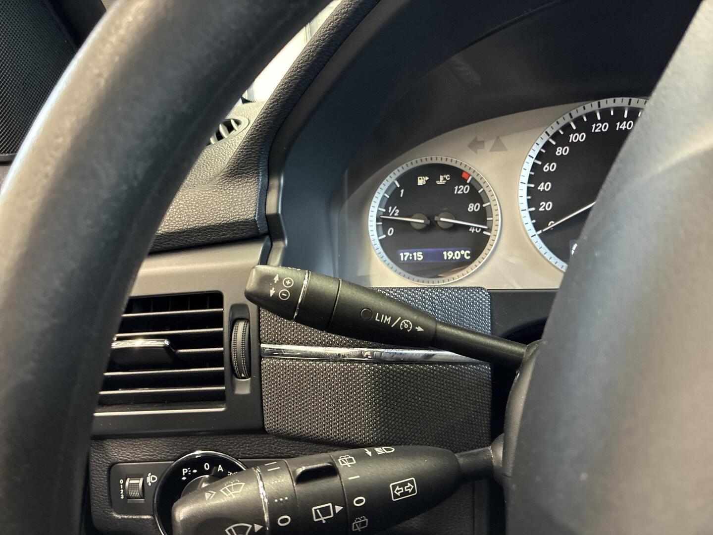 MERCEDES-BENZ GLK 2010