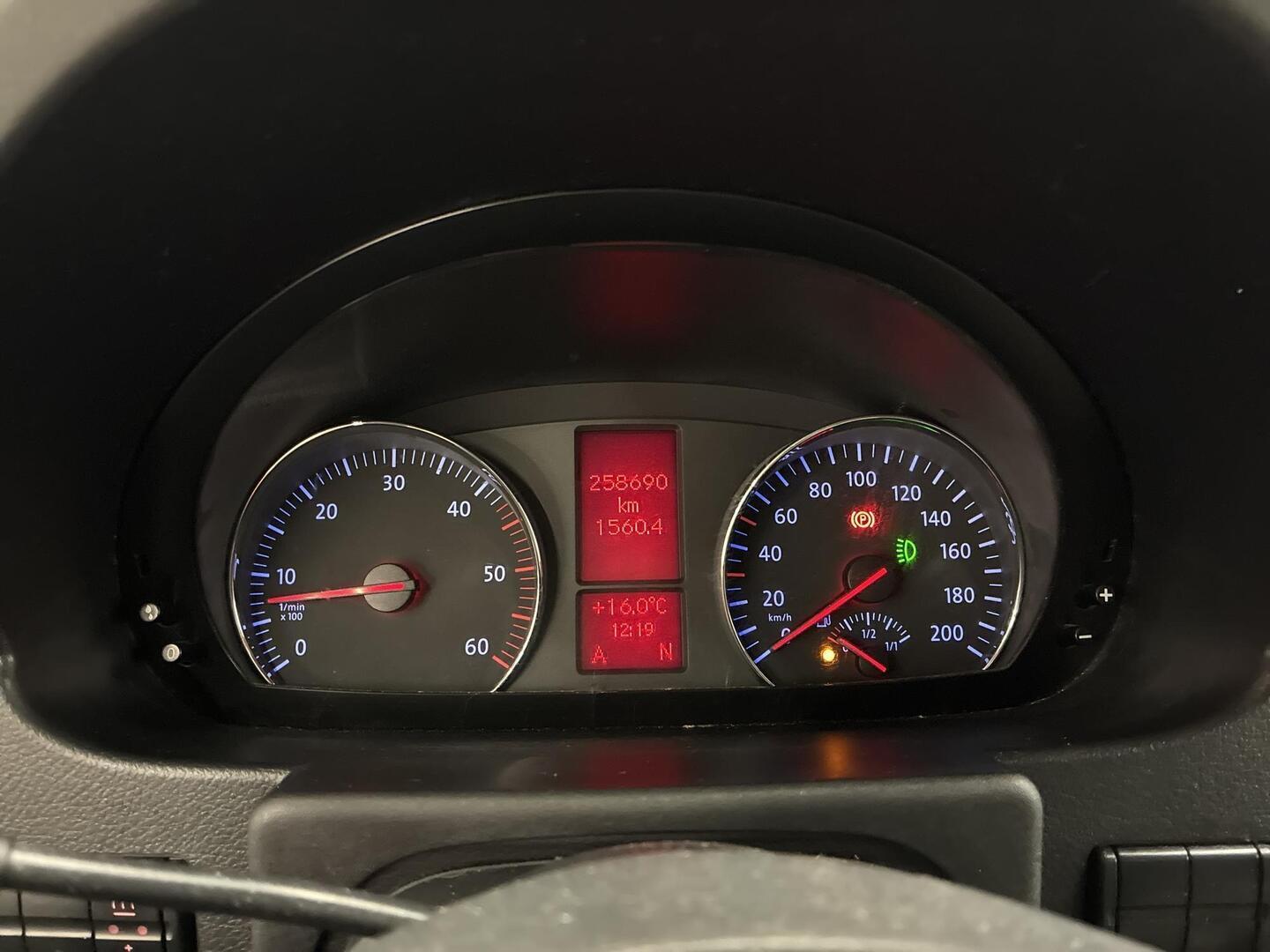 VOLKSWAGEN Crafter 2010