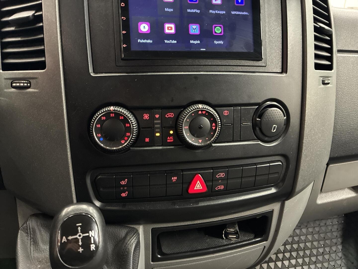 VOLKSWAGEN Crafter 2010