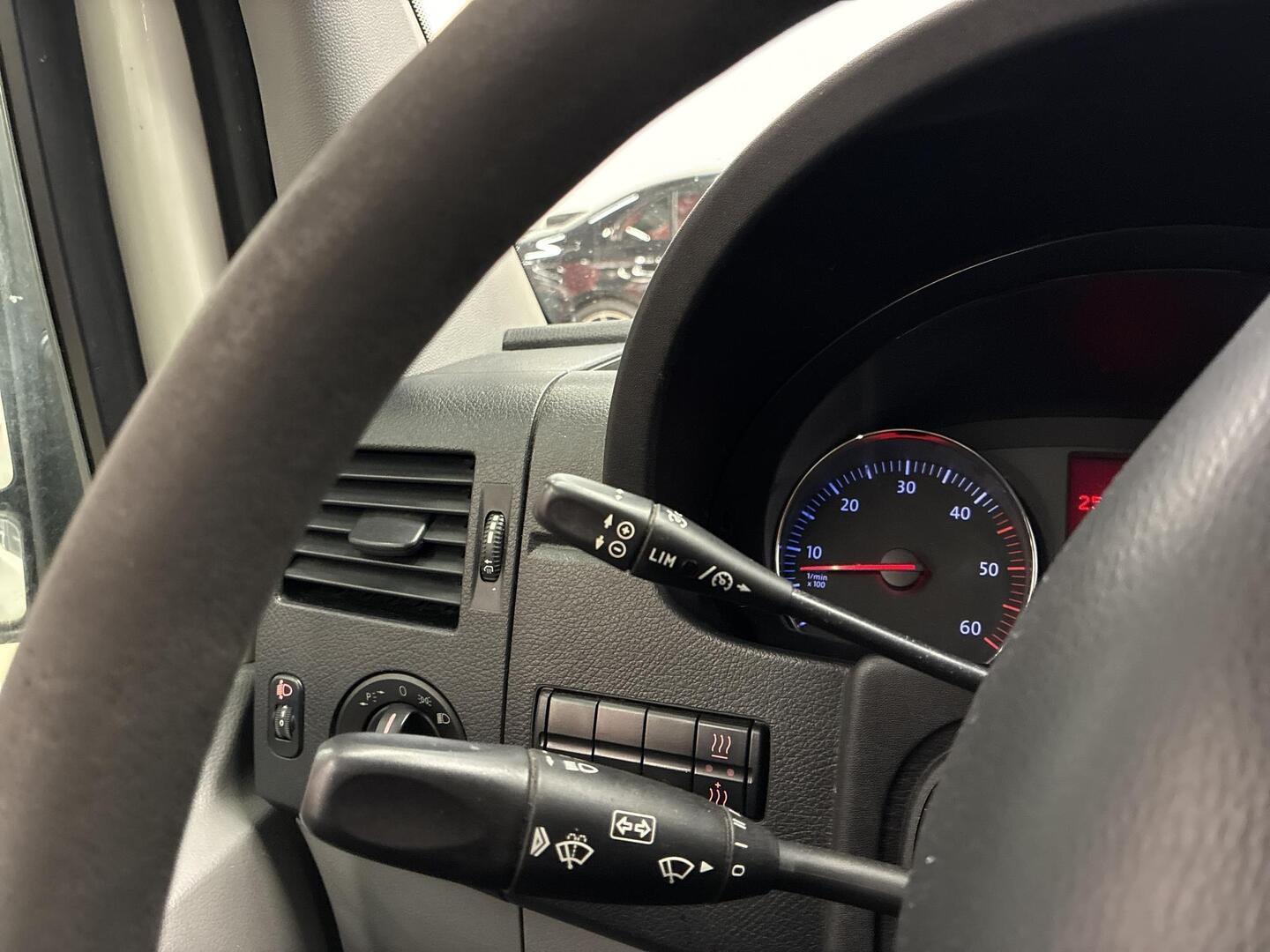 VOLKSWAGEN Crafter 2010