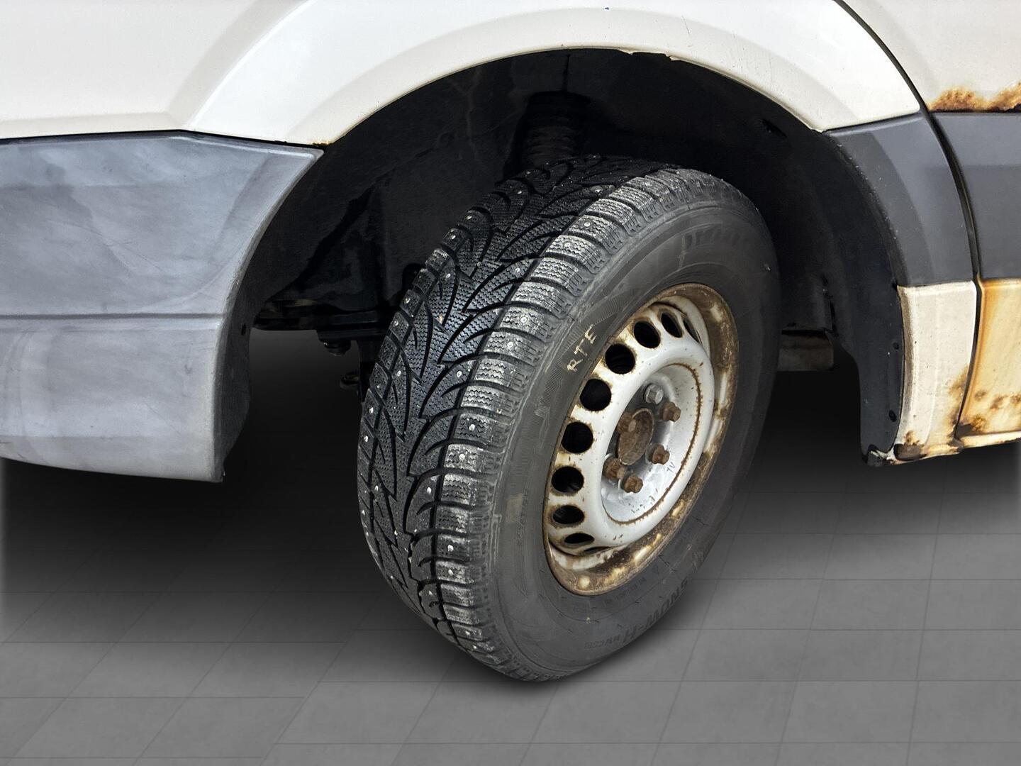 VOLKSWAGEN Crafter 2010