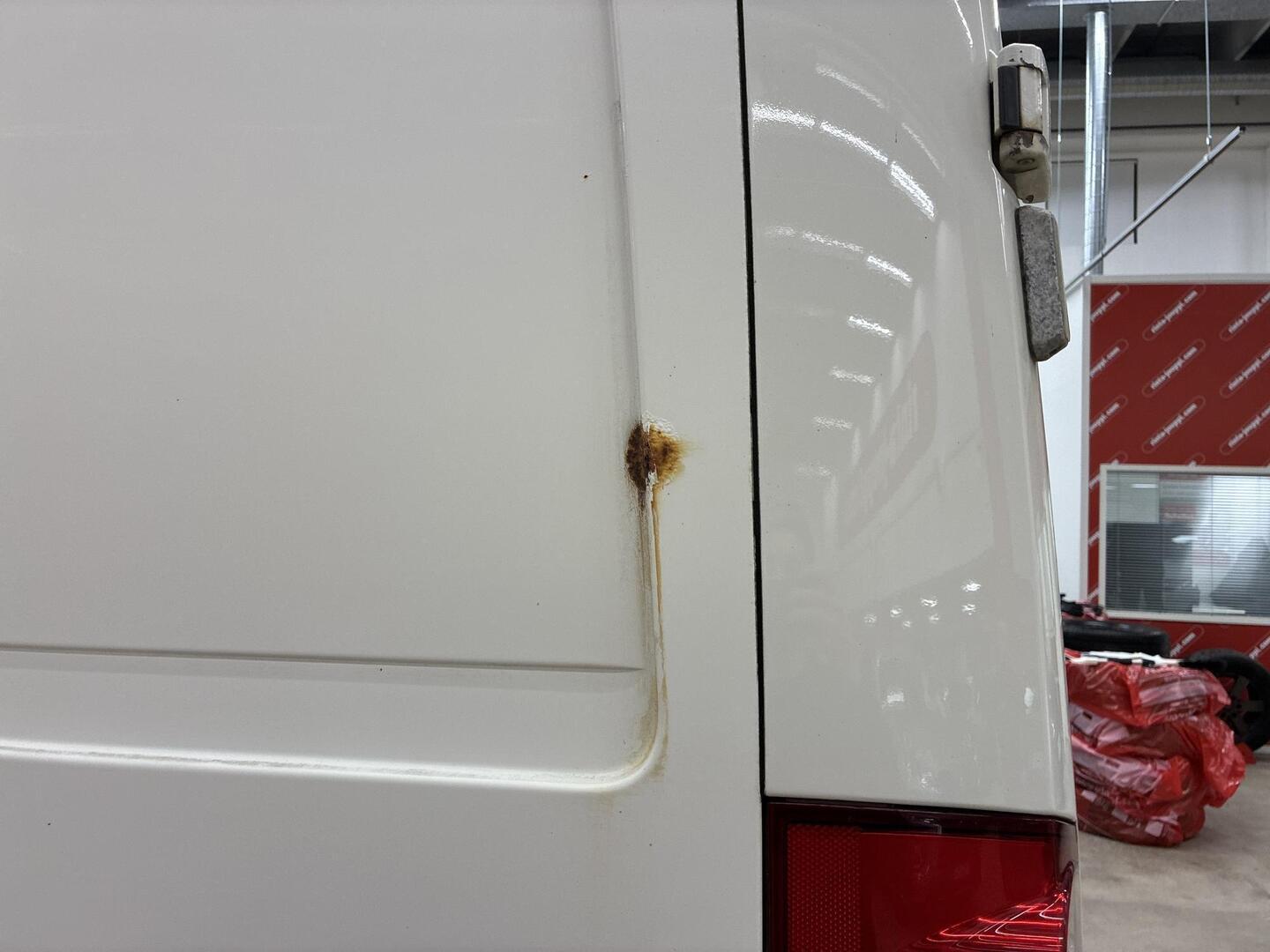 VOLKSWAGEN Crafter 2010