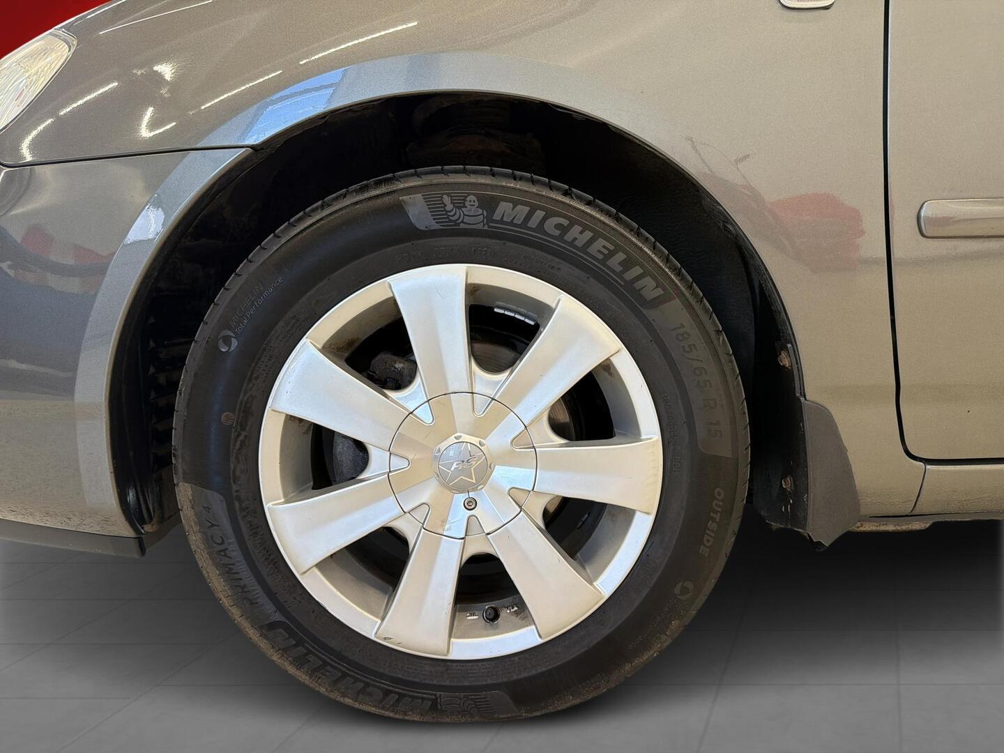 TOYOTA Corolla 2006