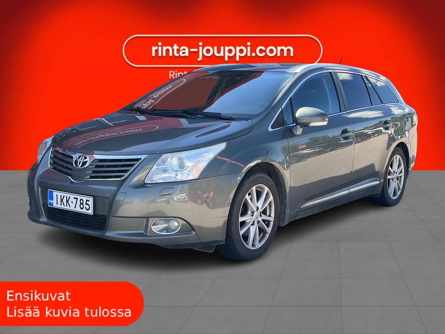 TOYOTA Avensis 2011