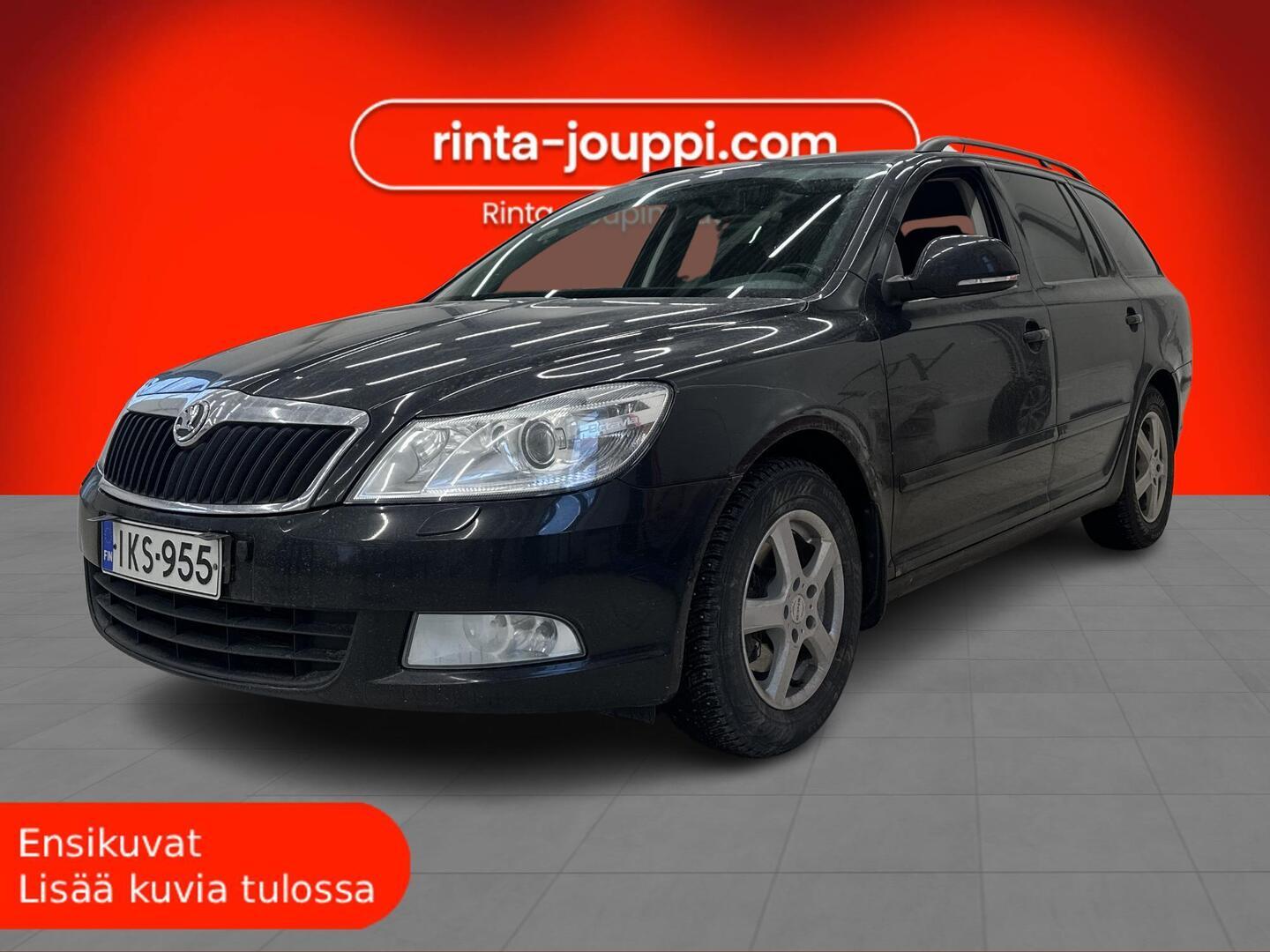 SKODA Octavia 2012