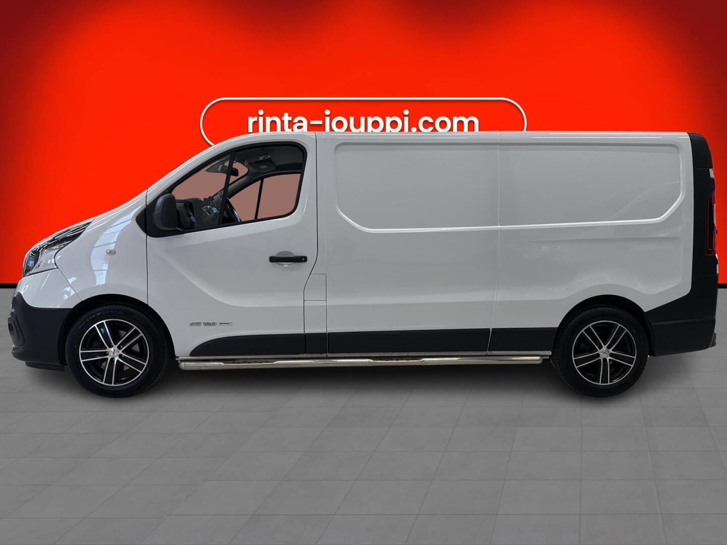 RENAULT Trafic 2015