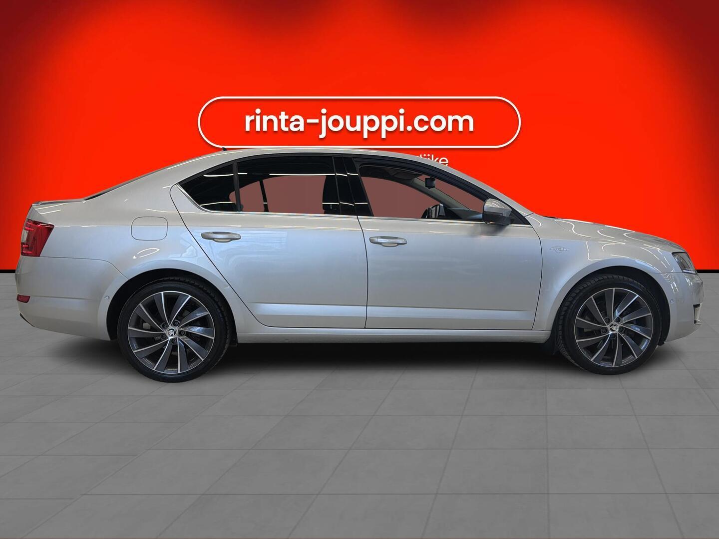 SKODA Octavia 2016