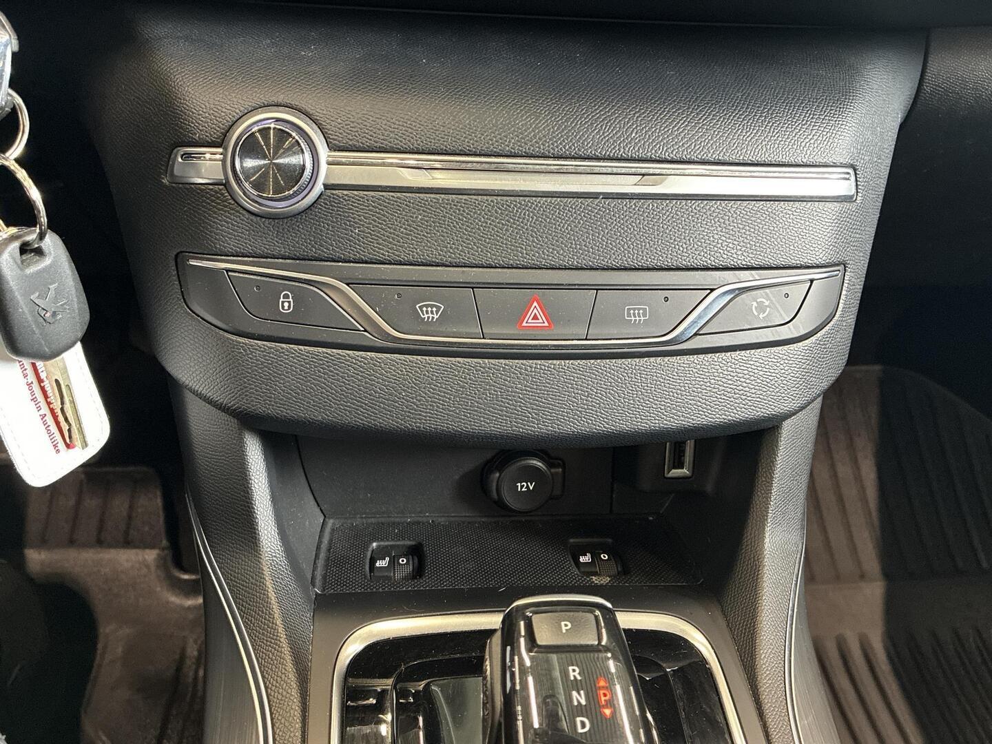 PEUGEOT 308 2020