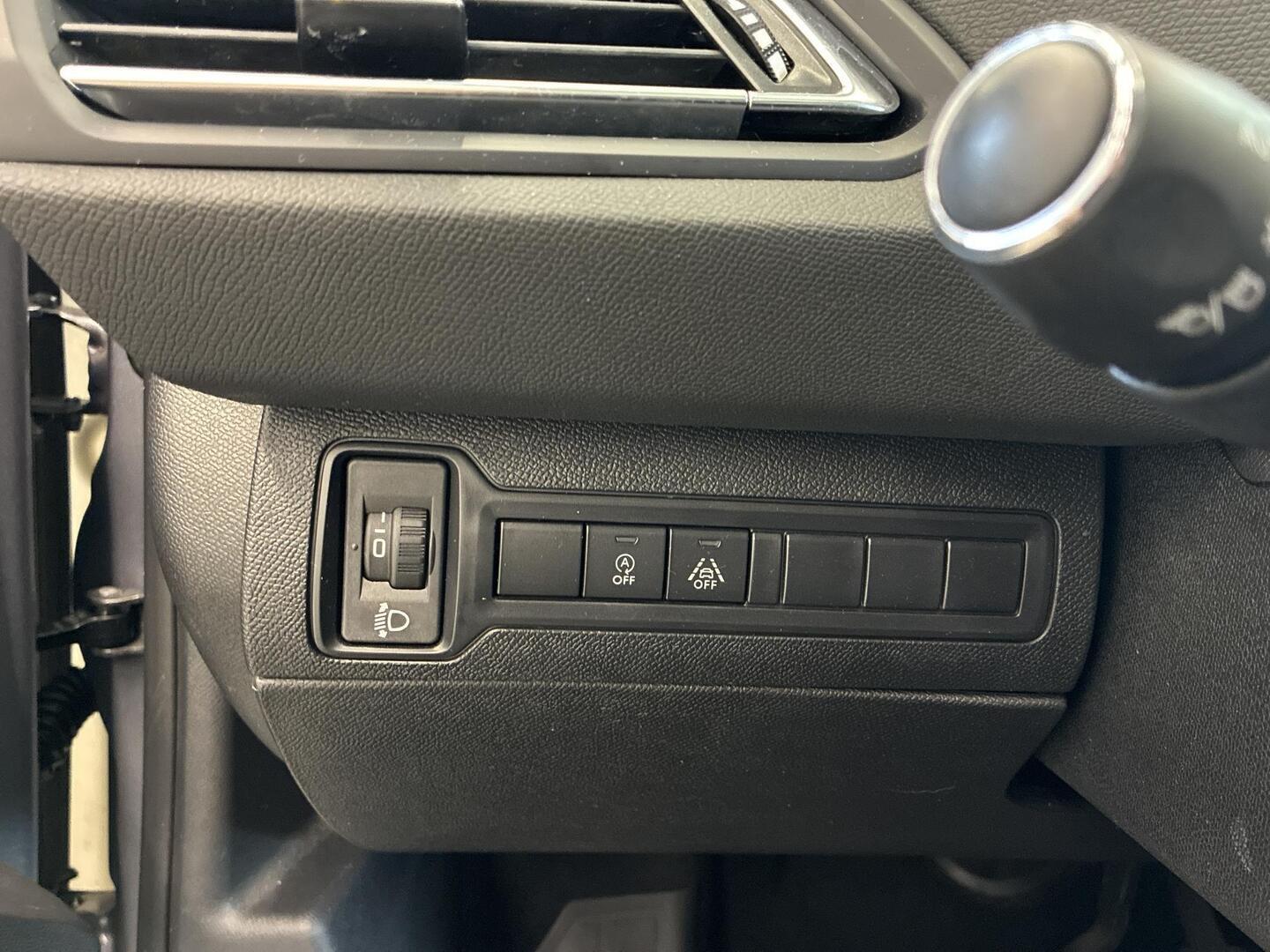 PEUGEOT 308 2020