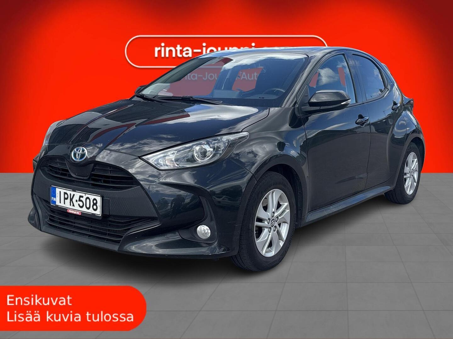 TOYOTA Yaris 2021