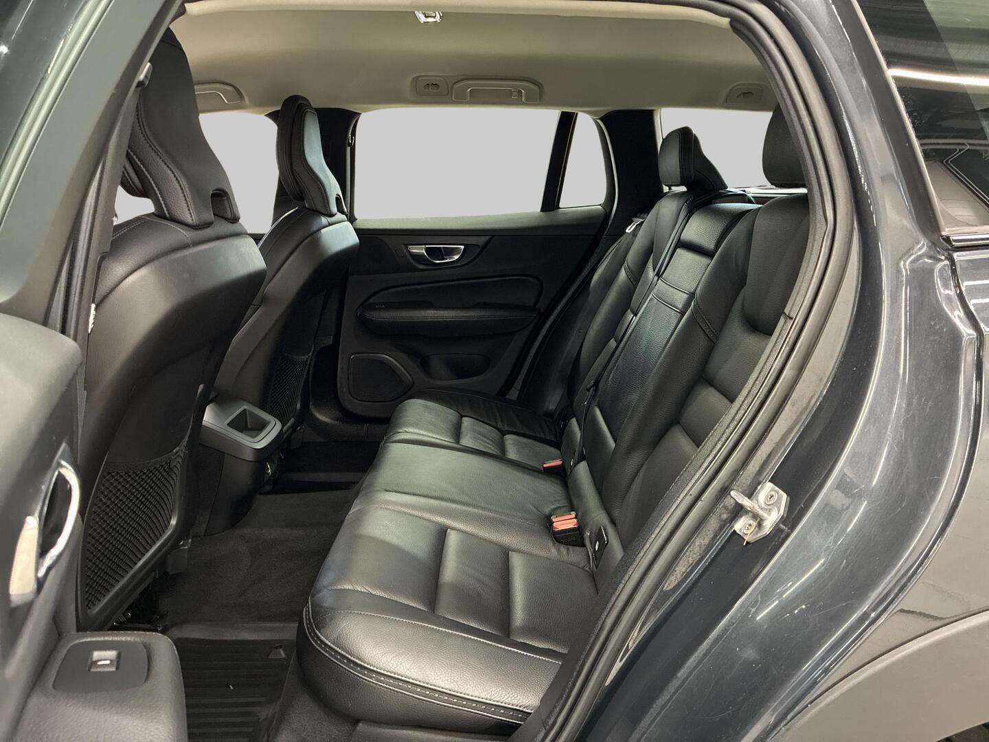 VOLVO V60 Cross Country 2019