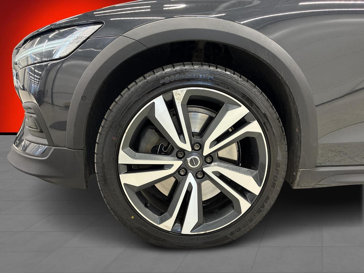VOLVO V60 Cross Country 2019
