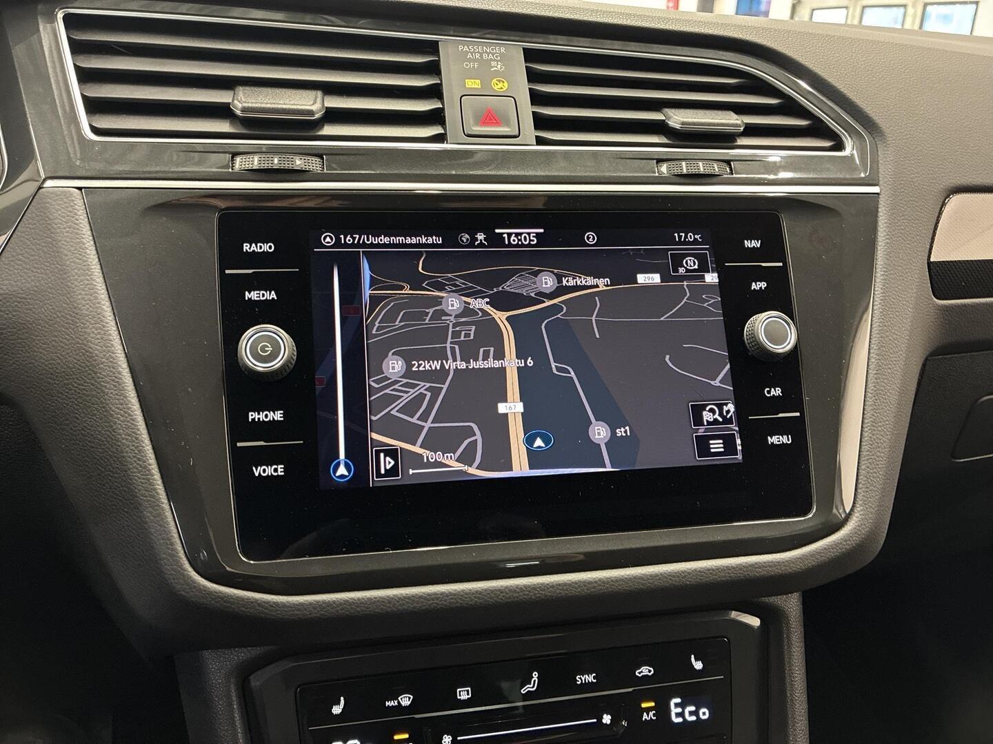 VOLKSWAGEN Tiguan 2024