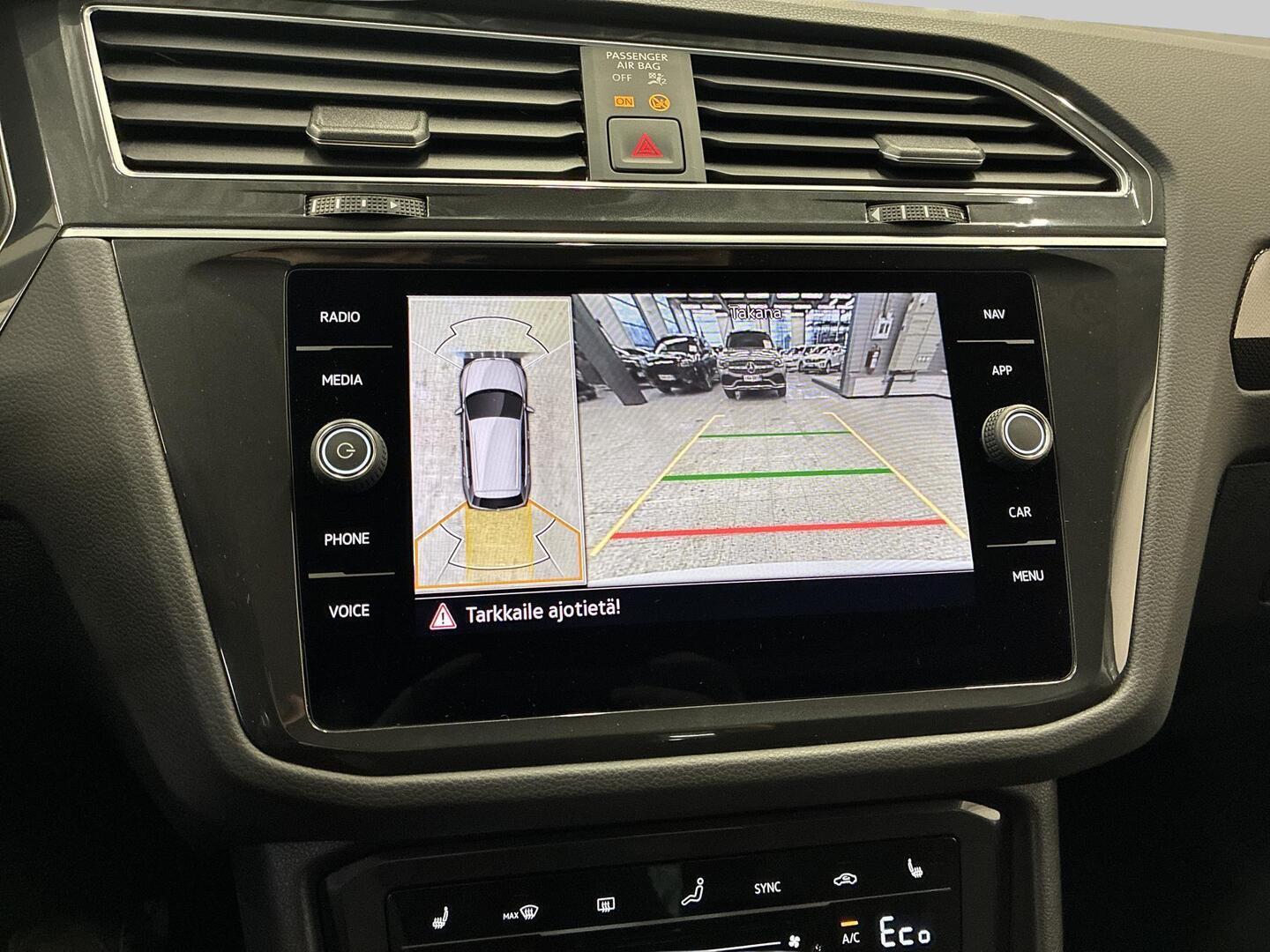 VOLKSWAGEN Tiguan 2024