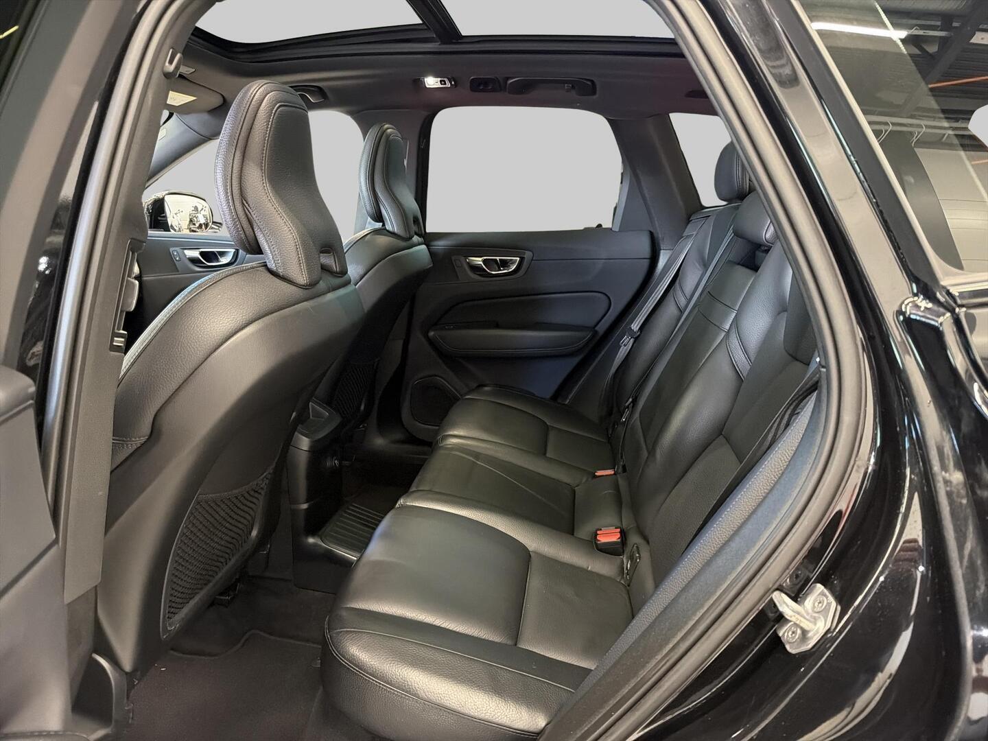 VOLVO XC60 2020