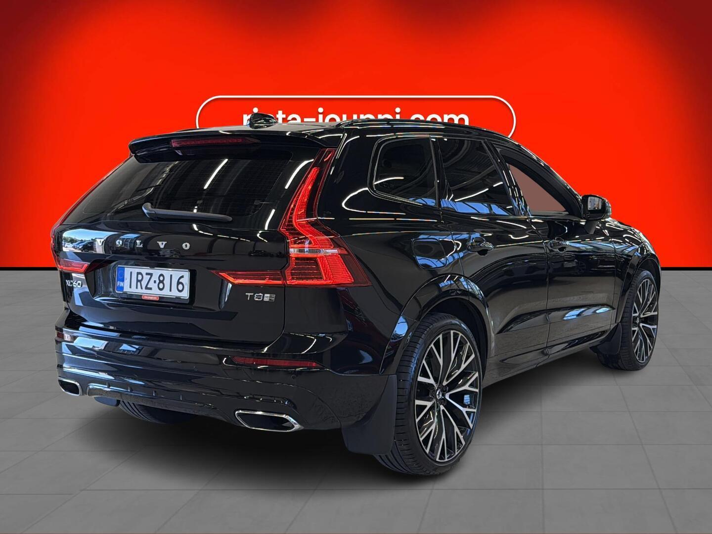 VOLVO XC60 2020
