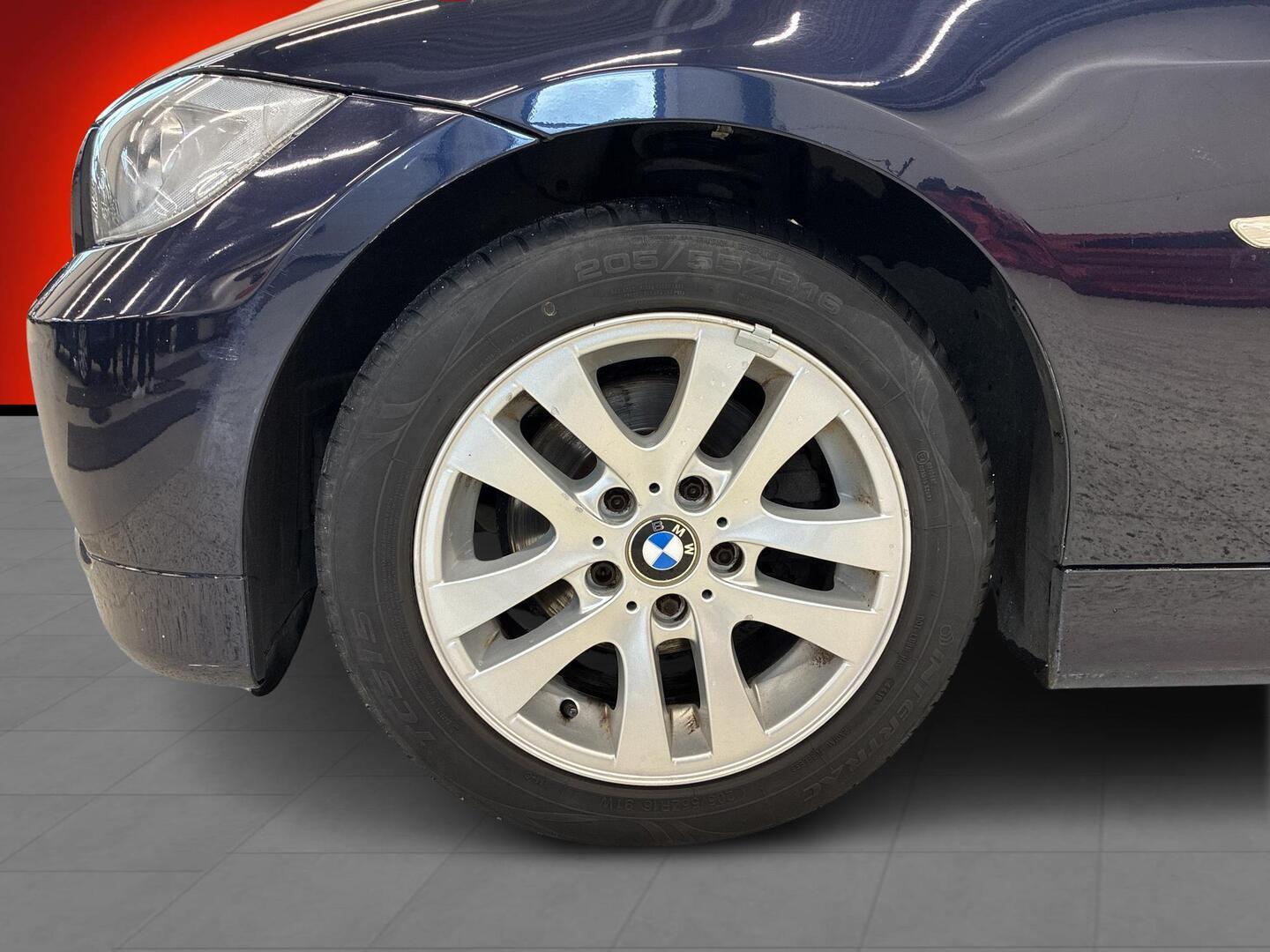 BMW 318 2007