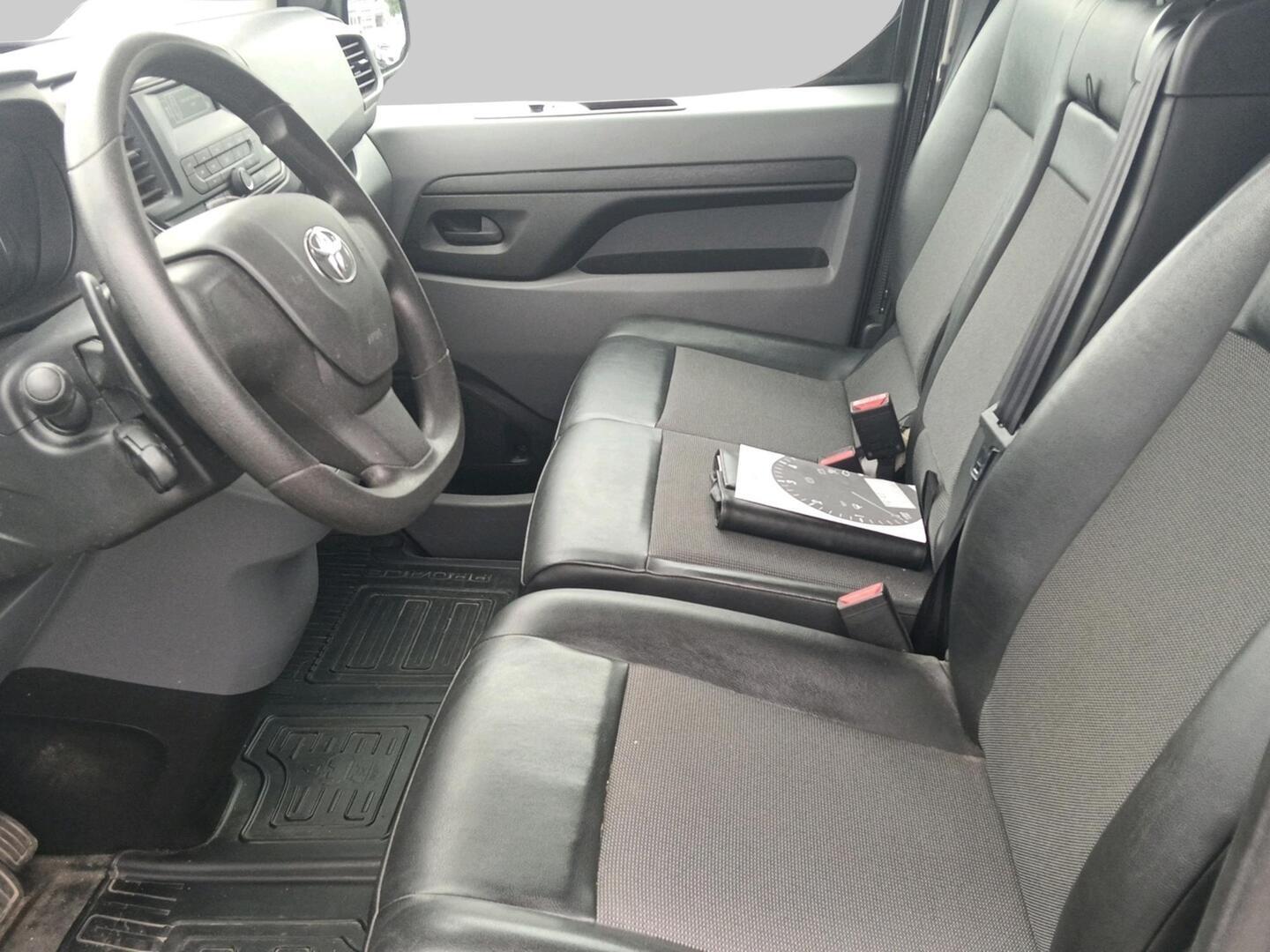 TOYOTA Proace 2020