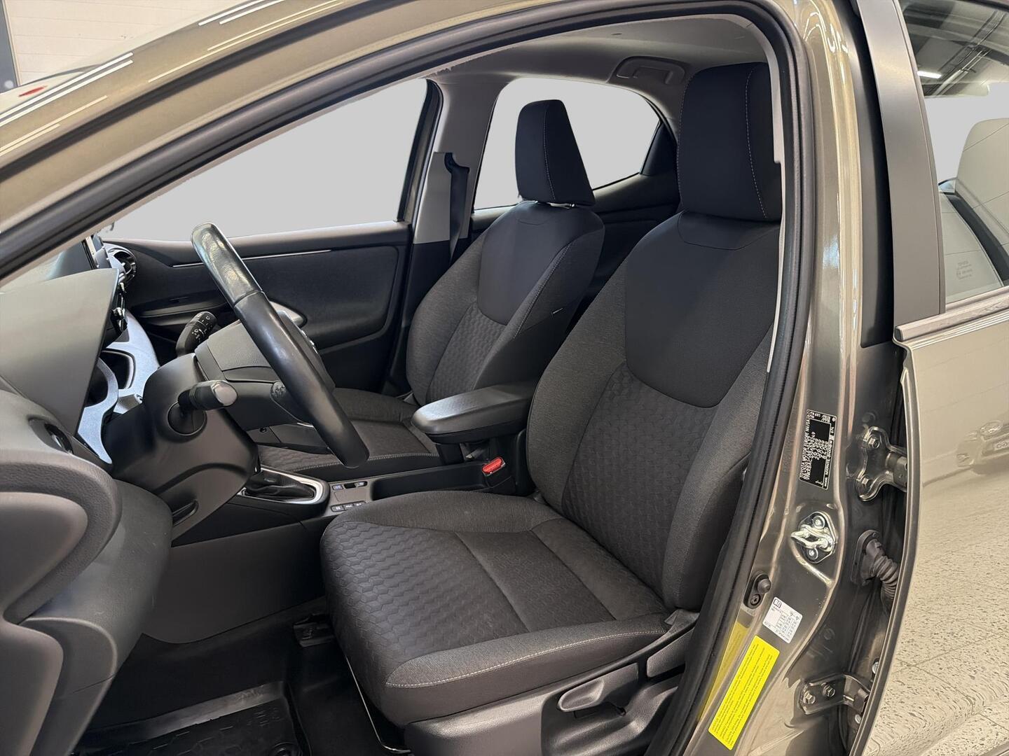 TOYOTA Yaris 2020