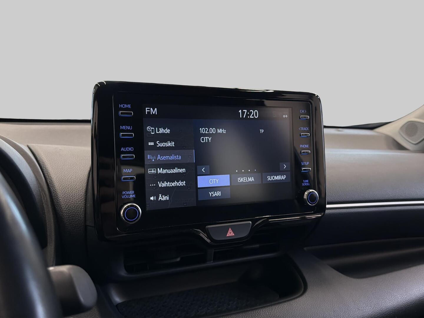 TOYOTA Yaris 2020