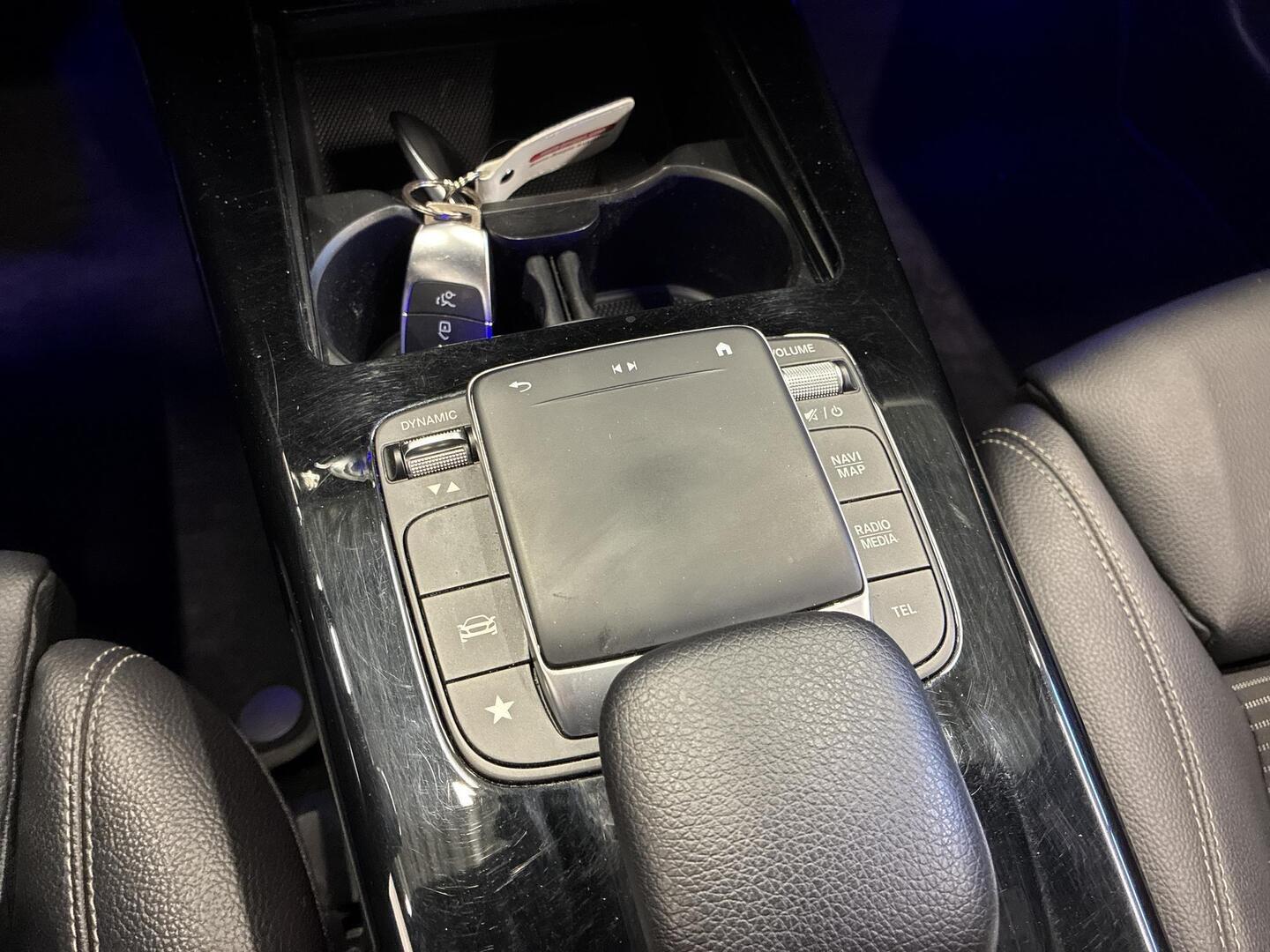 MERCEDES-BENZ CLA 2021