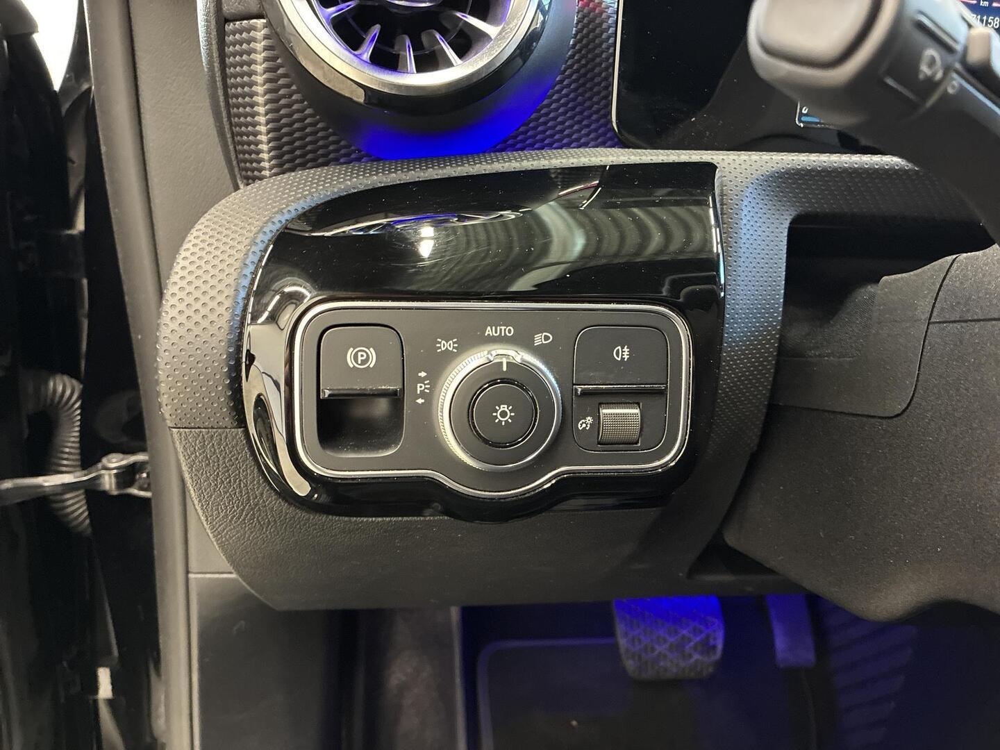 MERCEDES-BENZ CLA 2021