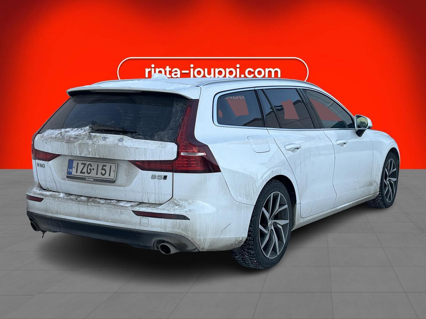 VOLVO V60 2020