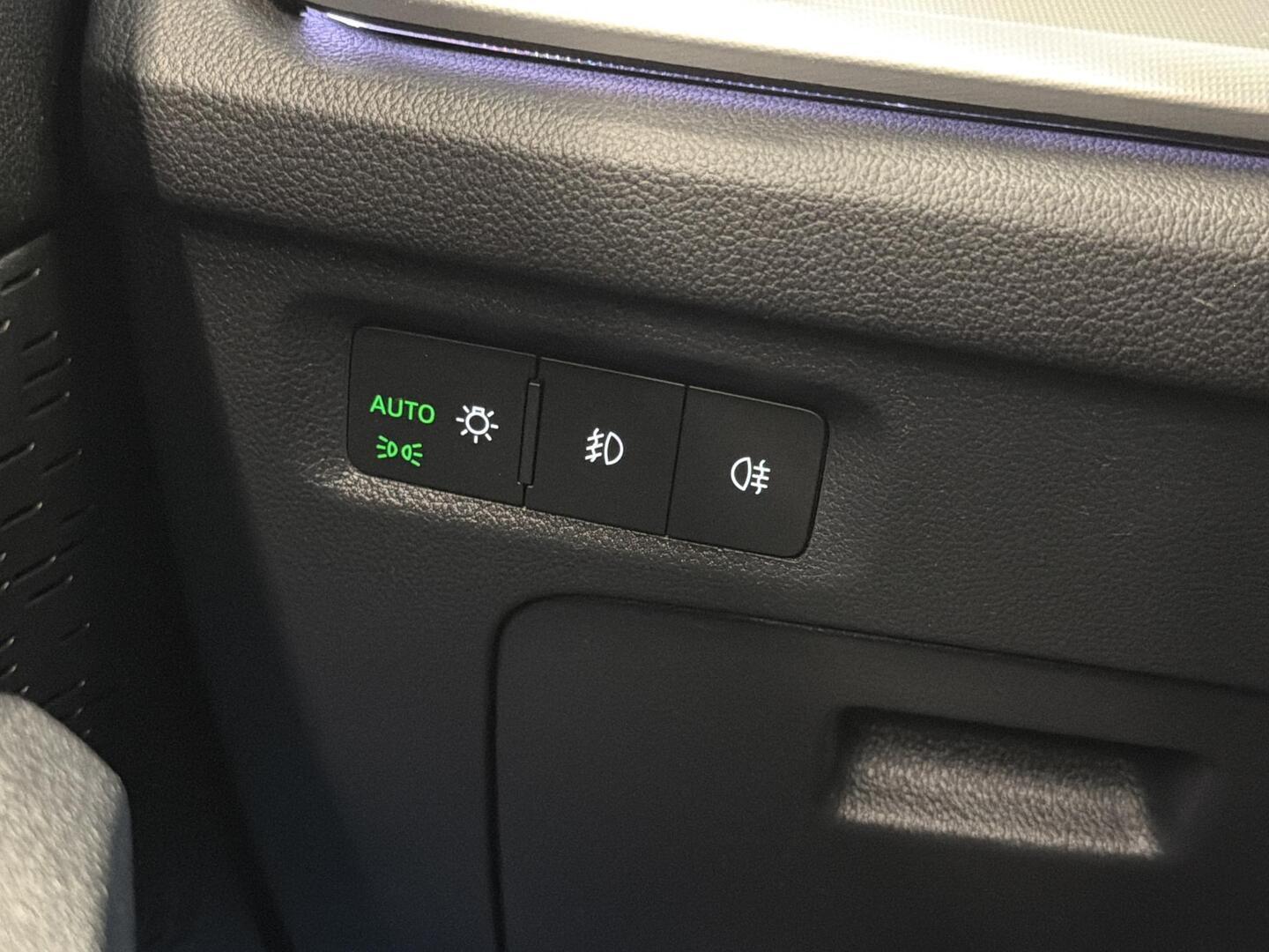 SKODA Octavia 2021
