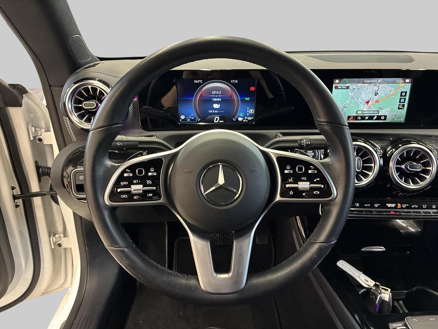 MERCEDES-BENZ CLA 2021