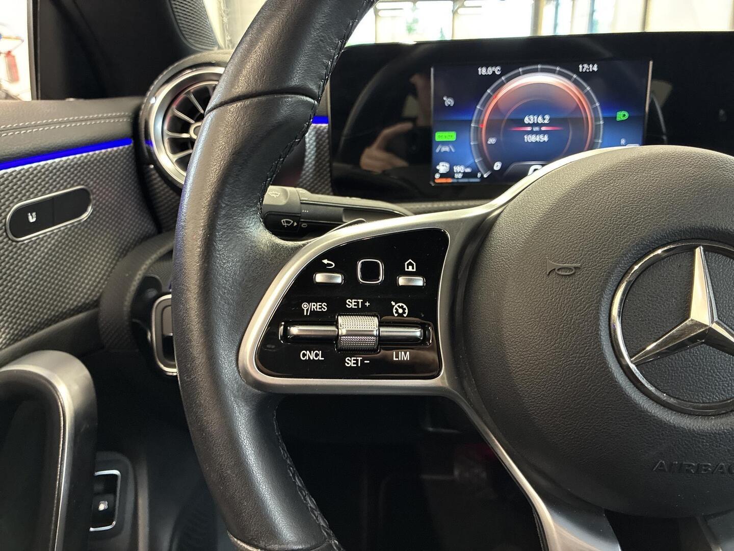 MERCEDES-BENZ CLA 2021
