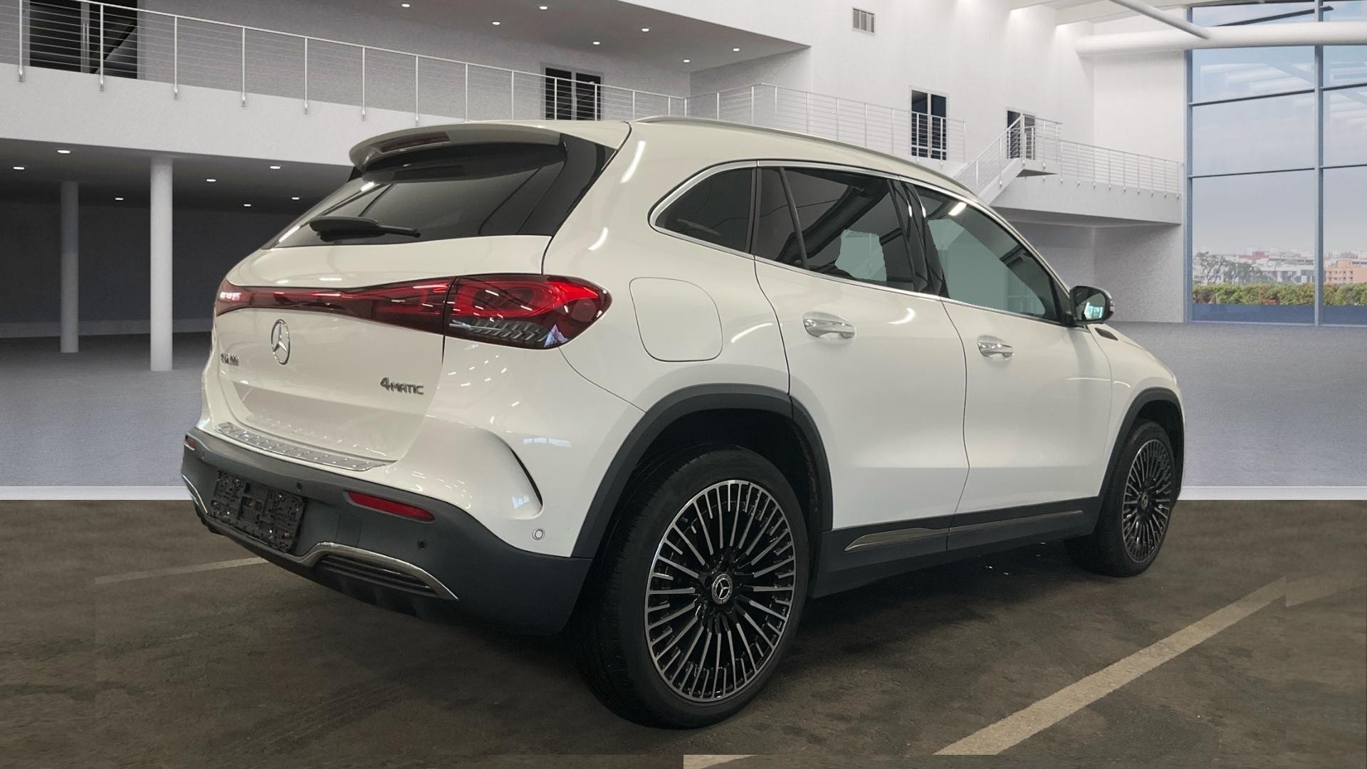 MERCEDES-BENZ EQA 2023