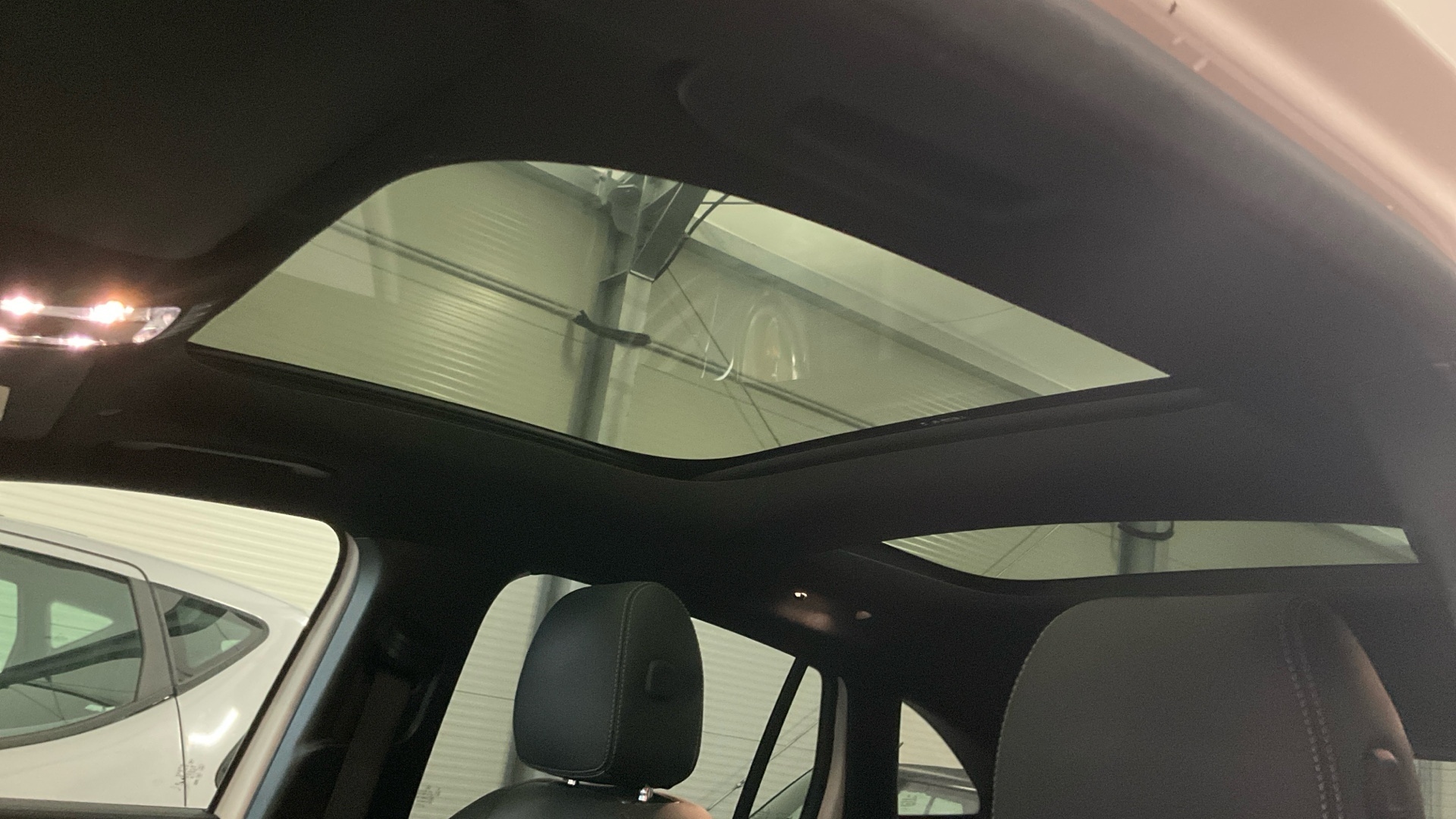 MERCEDES-BENZ EQA 2023