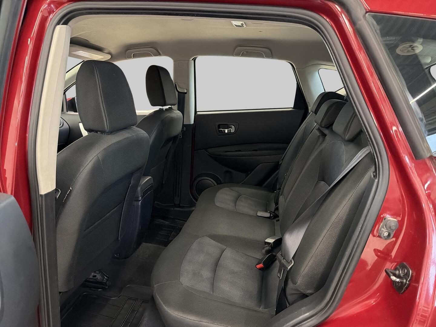 NISSAN Qashqai 2011