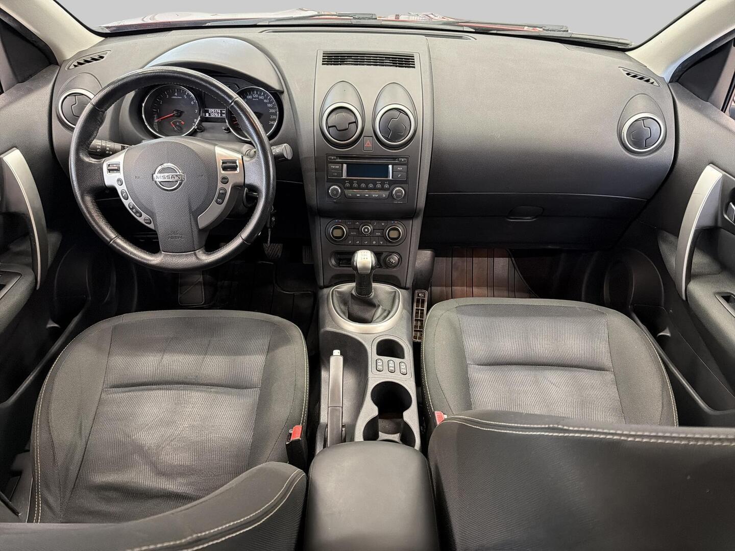 NISSAN Qashqai 2011