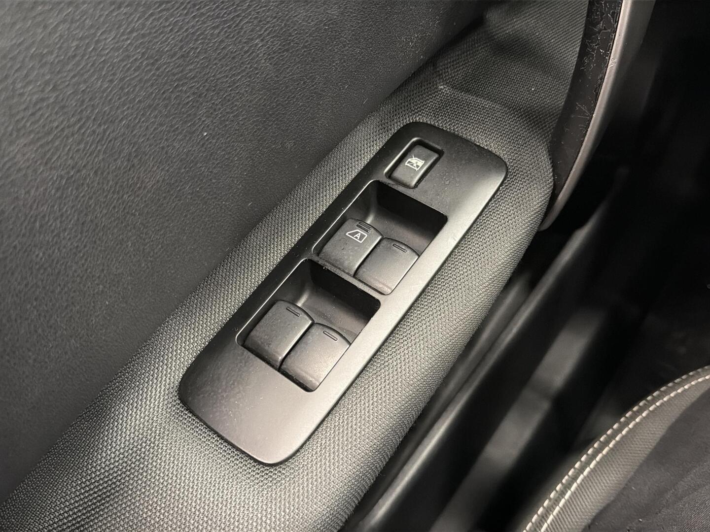 NISSAN Qashqai 2011