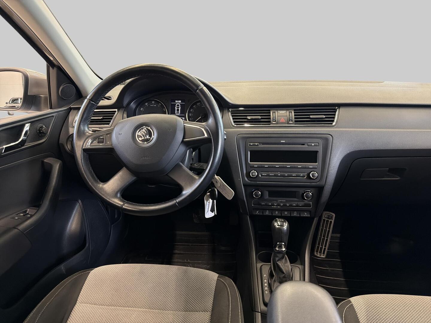 SKODA Rapid 2013