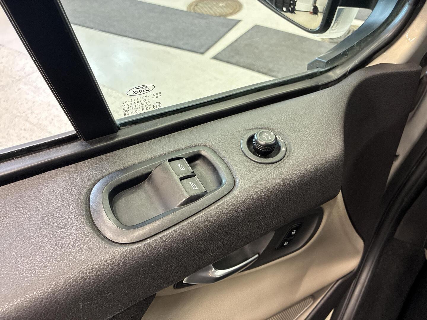 FORD Tourneo Custom 2015
