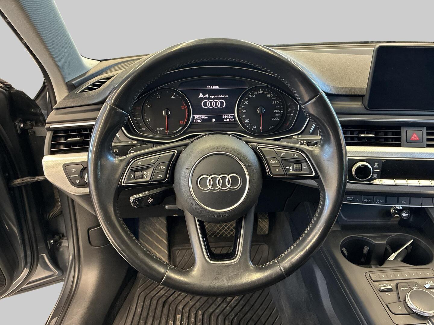 AUDI A4 2016