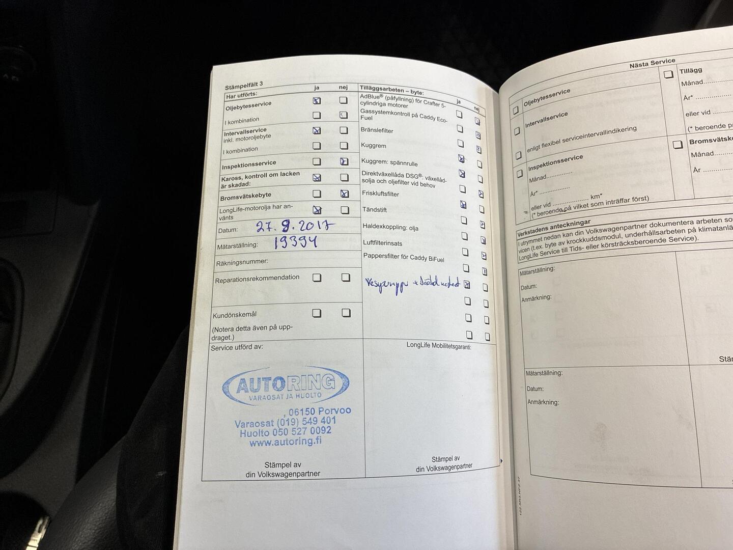 VOLKSWAGEN Caddy 2011