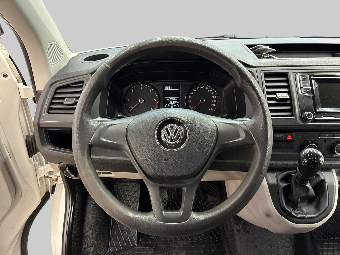 VOLKSWAGEN Transporter 2018